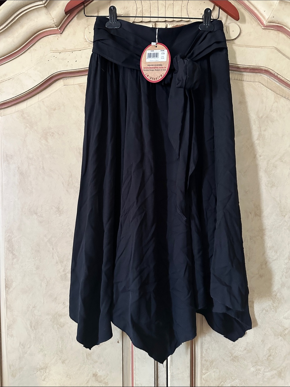 NWT Los Banditos Black Asymmetrical Handkerchief Skirt with Waist Tie